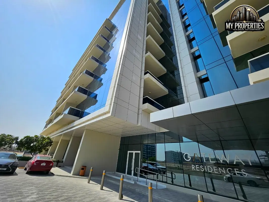 STUNNING 2-BEDROOM APARTMENT WITH FULL LAGOON VIEW | GATEWAY 1, MINA AL ARAB