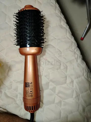 Hot Air Styling Brush / Volumizing Hair Dryer Brush - Used