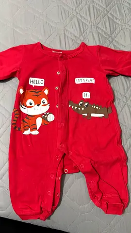 Baby bundle size 3-6. ALL for 10 dhs