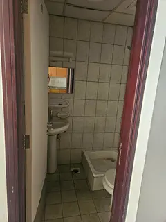 One room available in 1phk.