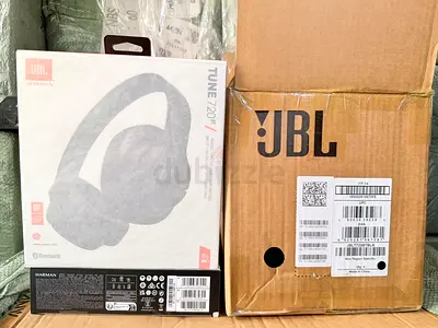 JBL Tune 720BT Wireless Over-Ear Headphones - New in Box