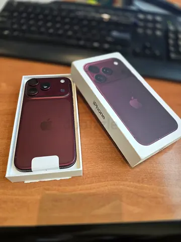iPhone 18 Pro 256gb Burgundy (TDRA) Warranty until 15-OCT-2027