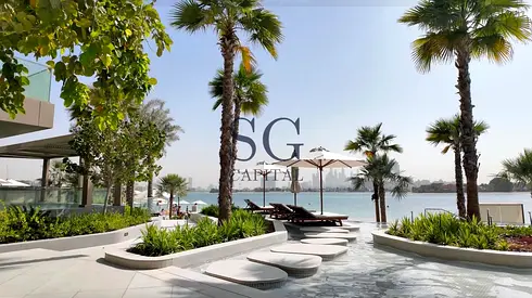 Luxury 2BR Apartment | Stunning Water View