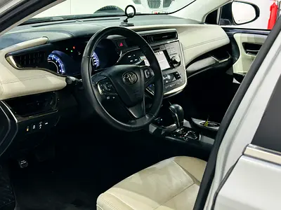 2017 Toyota AVALON — фото 8