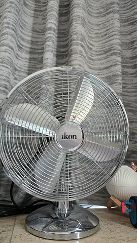 Ikon chrome tabletop/desk fan with box and 2 yrs warrenty - vintage style (brand new) 12"