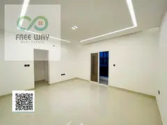 🚗 Front driveway for parking 🌿 Spacious backyard inside the villa 🪑 Outdoor seating for fam