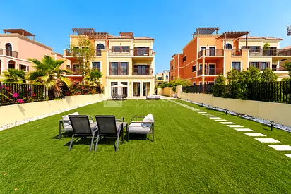 Furnished | 5 Bedrooms | Prime Waterfront Location