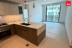 VILLA VIEW l CLOSE TO NEW MALL l LOW RISE