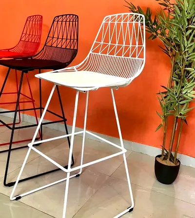 Closed Back Wire Bar Chair
