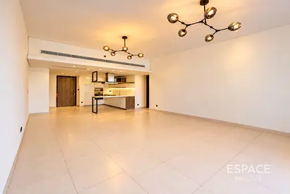 3 Beds | 2 parkings | Modern Living
