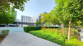 “Elegant Fully Furnished 1BR | 2 Bath | Ground Floor | Prime Location”