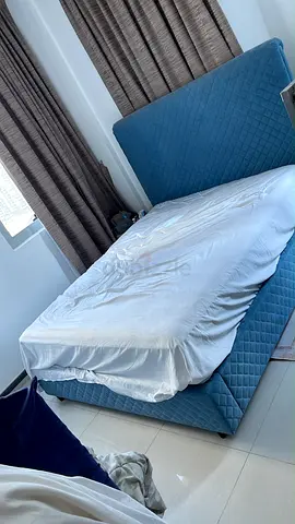 Free Queen mattress and Base set
