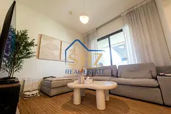 Single Row|Linear Park|Vacant Soon|Owner Occupied
