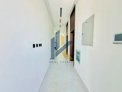 BRAND NEW 5 BEDROOM VILLA FREEHOLD FOR All nationality