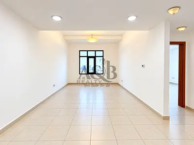 HIGH FLOOR | POOL VIEW | VACANT | 2 PARKINGS
