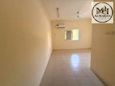 استديو واسع بمطبخ منفصل للإيجار السنوي في المويهات 3 عجمان على مخرج دبي مباشرة بسعر مناسب ونظام دفع ميسر