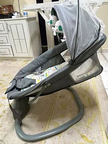 Baby mustela swing