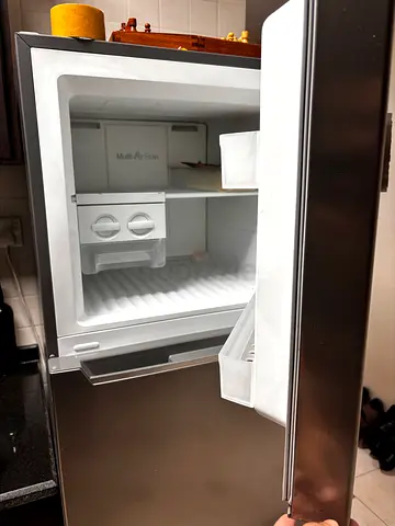 Refrigerator in good working condition