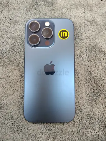 iPhone 15 pro 1tb genuine display changed
