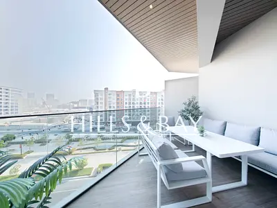 Spacious 2BR+M Pool & Park View | Fully Upgraded