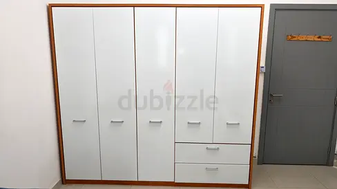 5-door white and wood wardrobe with drawers - good condition