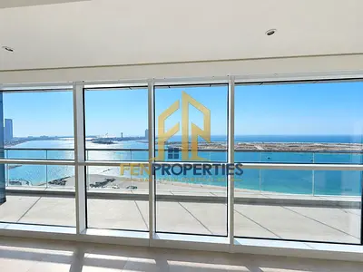 Bright 5BR Apartment | Sea Views | Separate Kitchen