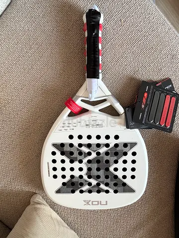 NOX AT 10 NEW MODEL PÁDEL RACKET