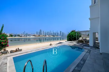 Skyline View | Grand Foyer | Extended Plot