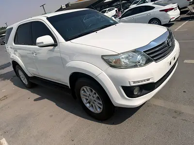 2015 Toyota FORTUNER photo 10