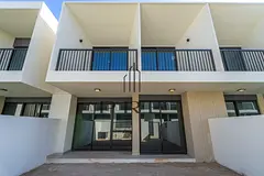 CASH BUYERS ONLY | Unfurnished | Ready To Move