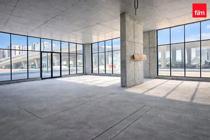 Prime Location | New | High Footfall | Corner Unit