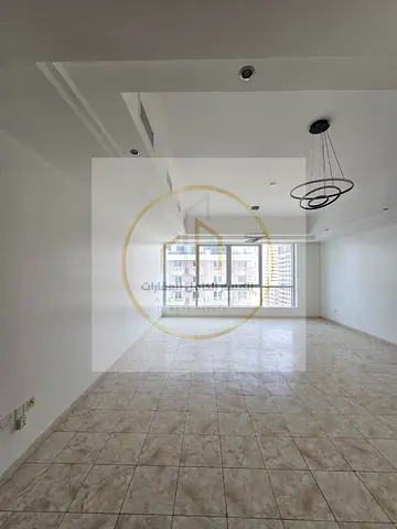 Exceptional apartment with high-end specifications, featuring a magnificent sea view and a full package of free building amenities.