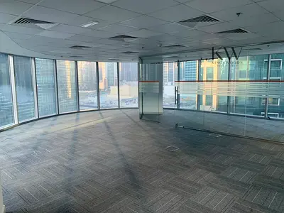 PREMIUM OFFICE | Bright & Spacious | Prime location