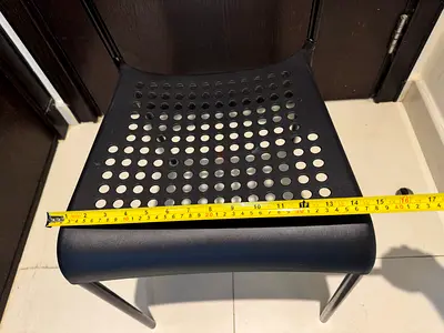 Black Chair – Good Condition – Dubai Marina
