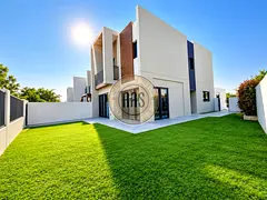 CORNER SINGLE 4BR+MAID VILLA FACING TO POOL & PARK