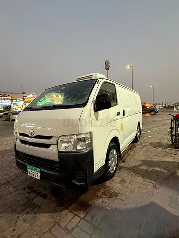 2017 Toyota Hiace GL - GCC Specs | Well Maintained, Reliable Van
