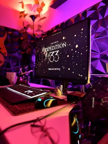 Samsung Odyssey G5 27" QHD 1440p 165Hz Gaming Monitor – Like New