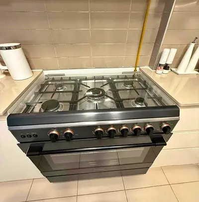 Toshiba Full Gas Cooker 90x60cm With Oven Excellent Condition