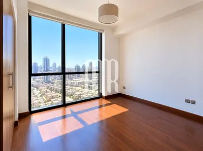 NATURAL LIGHT | SPACIOUS BALCONY | MODERN 1BR