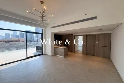 JACUZZI | PRIME LOCATION | CHILLER IN DEWA