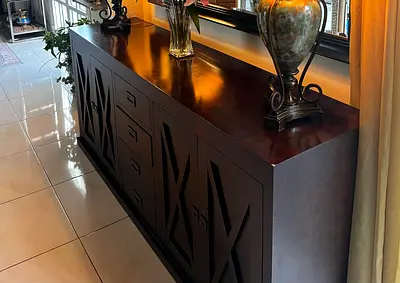 Sideboard / Buffet / Cabinet
