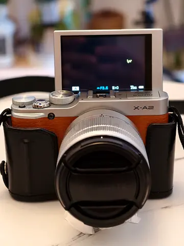 Fujifilm X-A2 Mirrorless Camera with 16-50mm Lens and Half Case