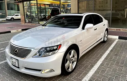 2009 Lexus LS 460 GCC Specs - Excellent Condition