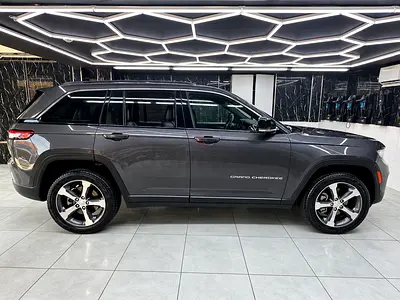 2023 Jeep Grand Cherokee Limited GCC Specs