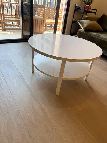 White Round 2-Tier Coffee Table - Good Condition
