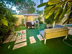 Fully Furnished I Single Row I Quiet Neighbourhood