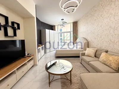 Bright Studio | Upgraded | Ready to Move