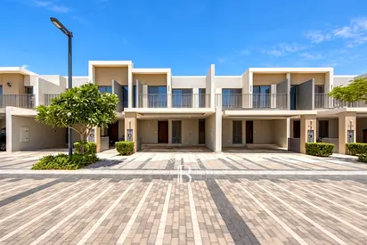 Vacant | Modern | Great Location