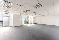 Vacant | Lake View | Low Floor