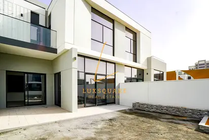 Single Row | Unfurnished | Vacant On 1st November